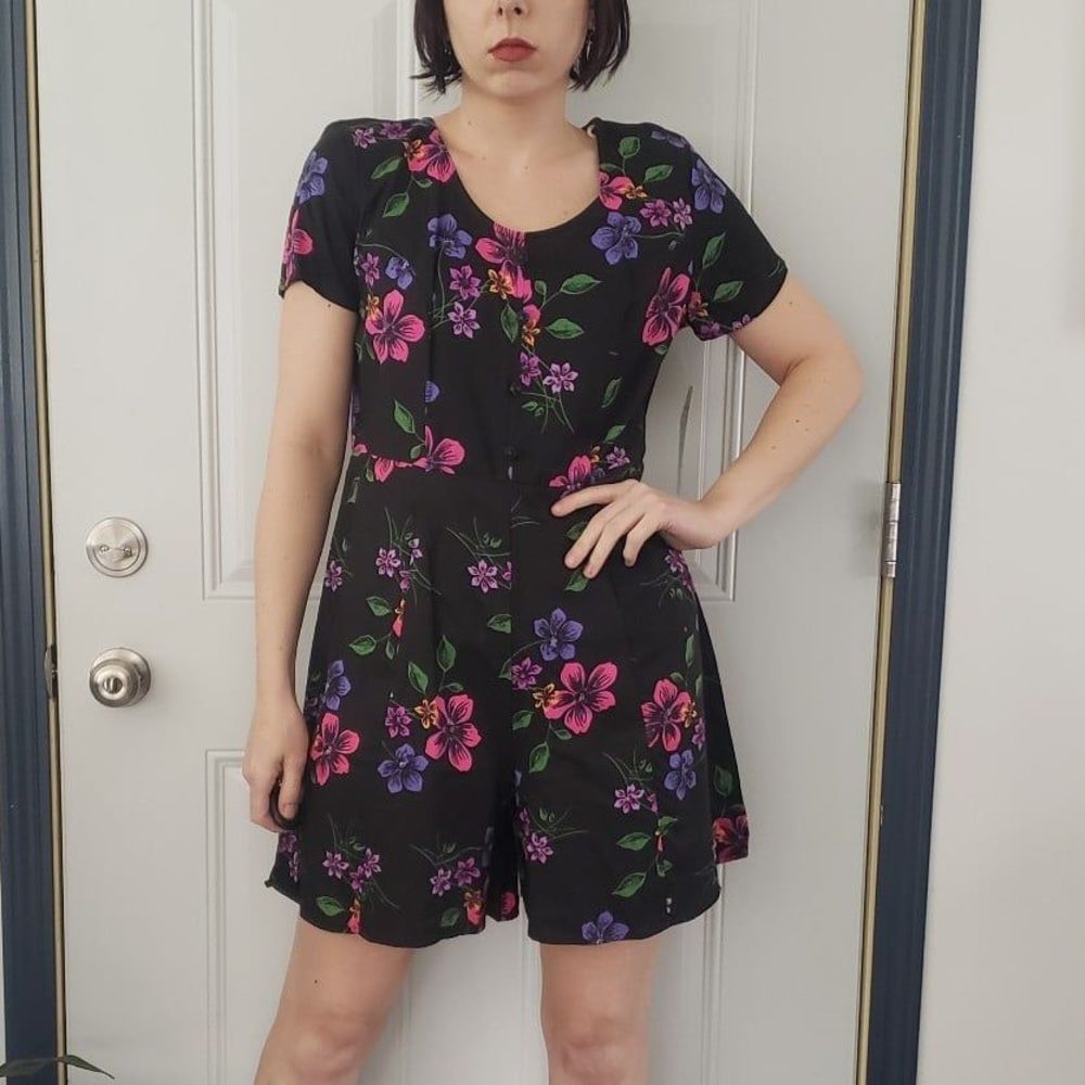 90s Deadstock Floral Rayon Romper‎
